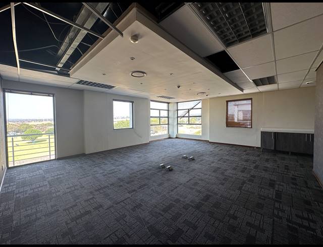 432M² OFFICE TO LET IN ECO PARK ESTATE